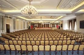 عمال لتنسيق مؤتمرات داخل الدمام